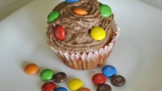 Chocolate Vanilla And M&M 3 In One Cool Cupcakes With Chocolate Bar Chocolate Vanilla And M&M 3 In One Cool Cupcakes With Chocolate Bar