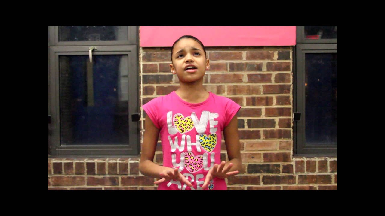 11 yr old Huchella sings Girl on Fire acapella - YouTube