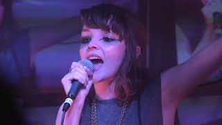 CHVRCHES - The Mother We Share (Live Performance Mashup)