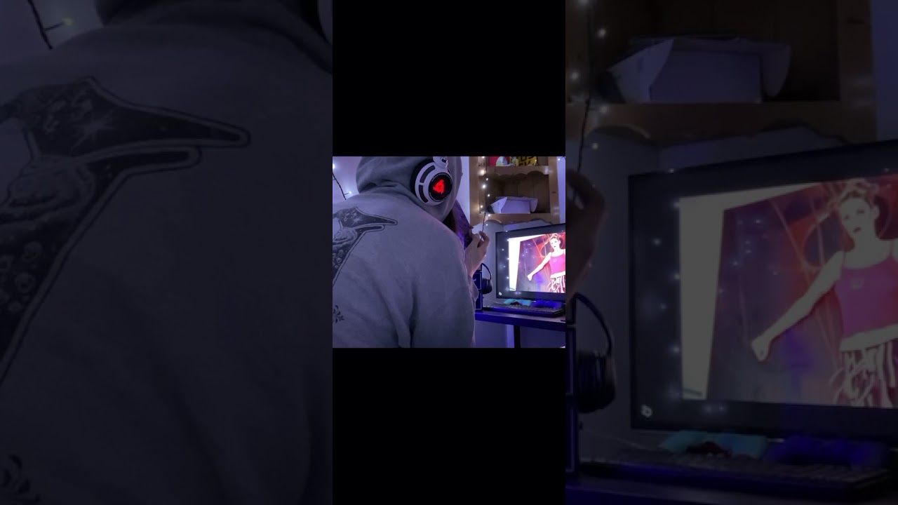 The trick to doing the last vocal part in Plug In Baby is to do the Muffin Man scream