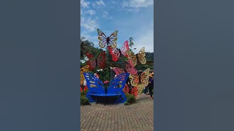 UJIAN PRAKTEK MEMBUAT VLOG INFORMATIKA KELAS IX I