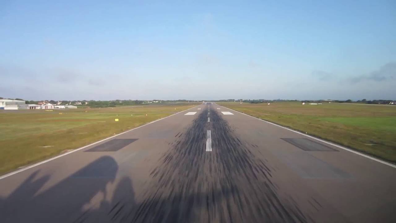 BAe ATP Flight Deck - Landing in Guernsey chasing our shadow