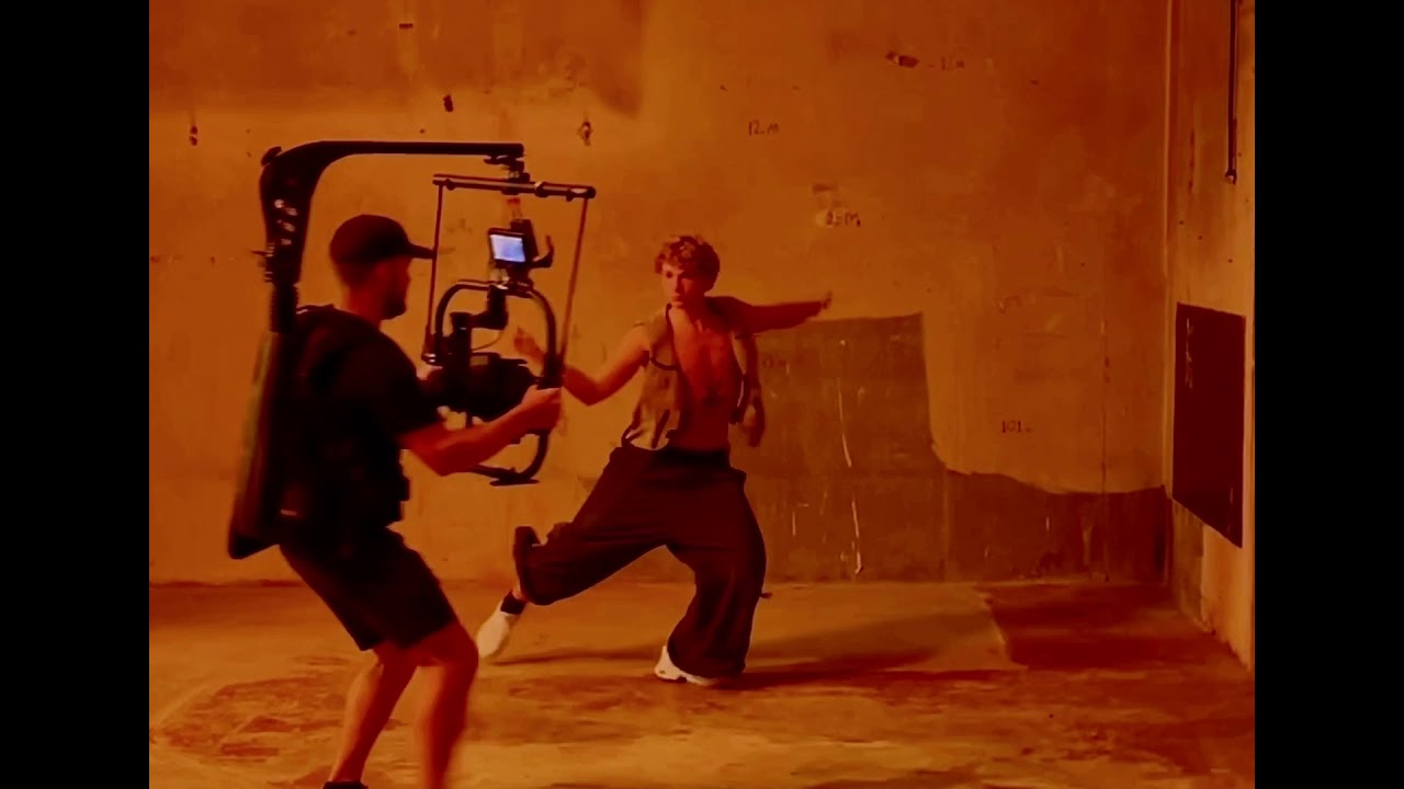 A. A. Spectrum 光谱 AW21 "A perfect citizen?" Teaser 1