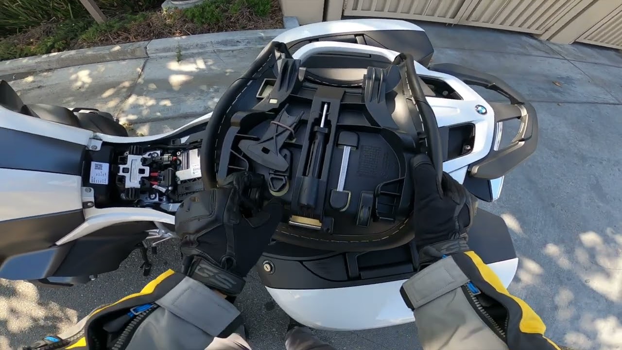 All-New 2022 BMW R1250 RT | First Ride