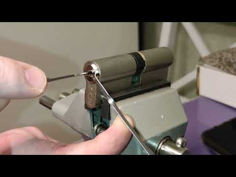 Видео: Opening the lock KALE 164 snc (6 pins). Вскрытие замка KALE 164 SNC (6пинов)