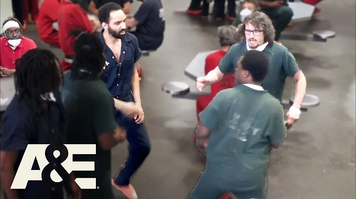 60 Days In: The Cookie Fight | A&E