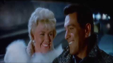 Doris Day.......Fly Me To The Moon..