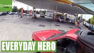 Biker spontaneously performs random act of kindness