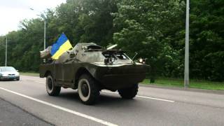 27.06.2014, Харьков, украинская техника идет в сторону Белгорода(ПОДПИШИСЬ на новости: http://goo.gl/nHicDg Ставь ЛАЙК и ДЕЛИСЬ видео, мир должен знать ПРАВДУ! - - - - - - - - - - - - - - - - - -..., 2014-06-28T15:53:05.000Z)