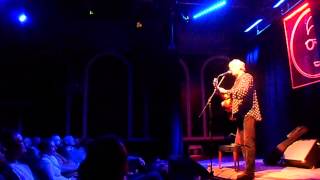 ROBYN HITCHCOCK "Bike" Syd Barrett Song Live in Manchester 2013