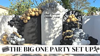 Notorious Themed 1st Birthday Party | DIY | Custom Wood Panels | Cricut Vinyl | 260 Chain Balloons