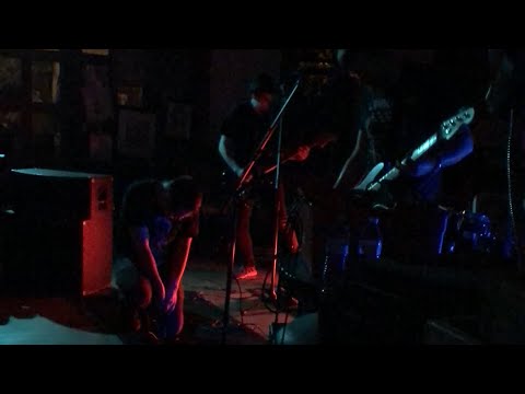 pranks to do on your mom Jersey Shore punk concert somehow.