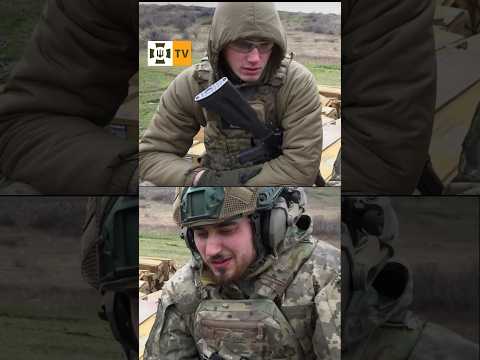 Видео: Український десантник дивиться показуху білоруських ВДВ