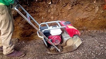 How to compact a retaining wall base with vibrating plate tamperer Shrewsbury, PA Ryan