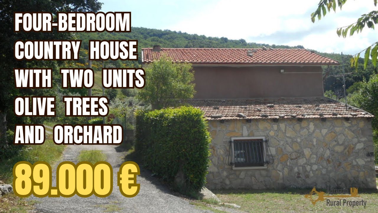 Lovely four bedrooms country house with olive trees and orchard. Roccavivara