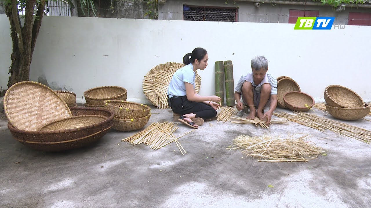 KÝ SỰ LÀNG NGHỀ - Nghề đan rổ rá ở Hồng Châu - Đông Hưng - Thái Bình TV ...