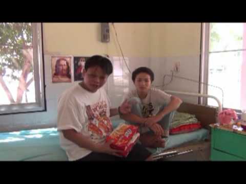 Video Thăm Viếng Anh Chị Em Phong Cùi Tại Trại Phong Di Linh... - youtube