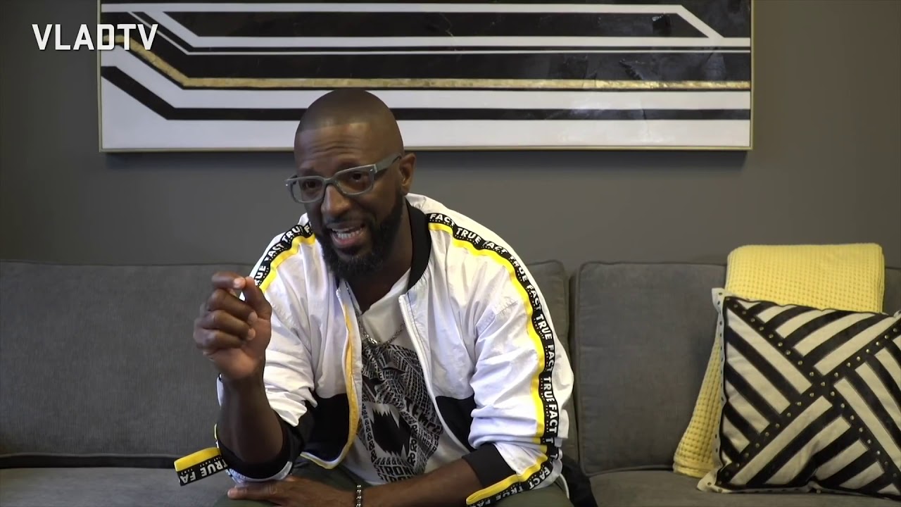 Rickey Smiley: “Donald Trump Is Promoting Racism & The White Nationalists” (2018)