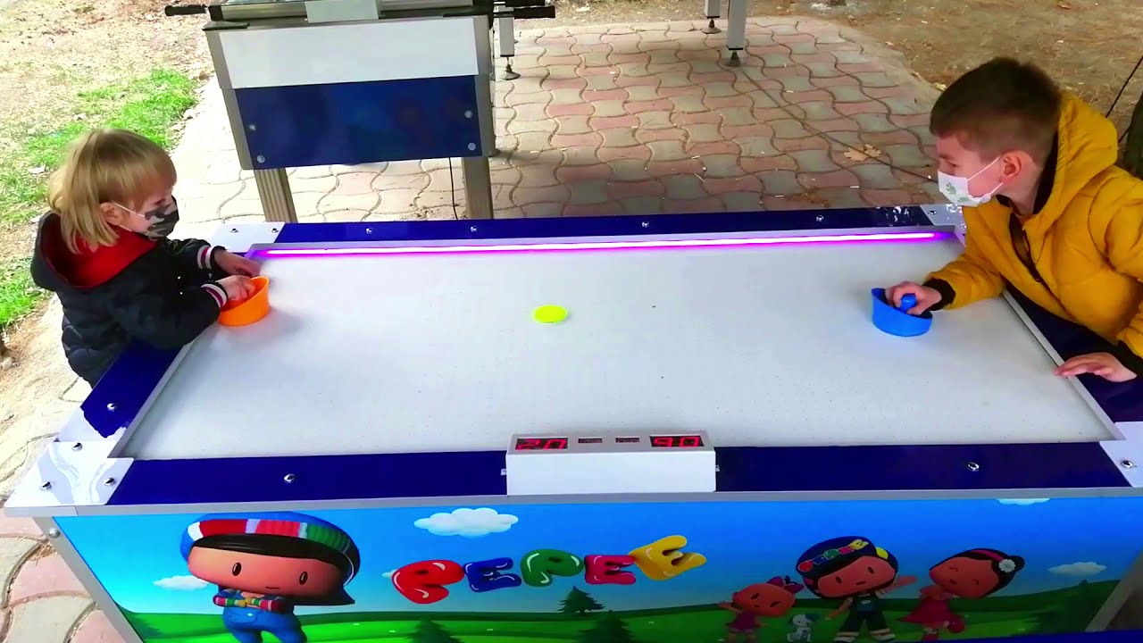Masa Hokeyi Oynuyoruz Hokey Nasil Oynanir Masa Buz Hokeyi Park Oyunlari Eglence Yetenek Oyunlar Youtube