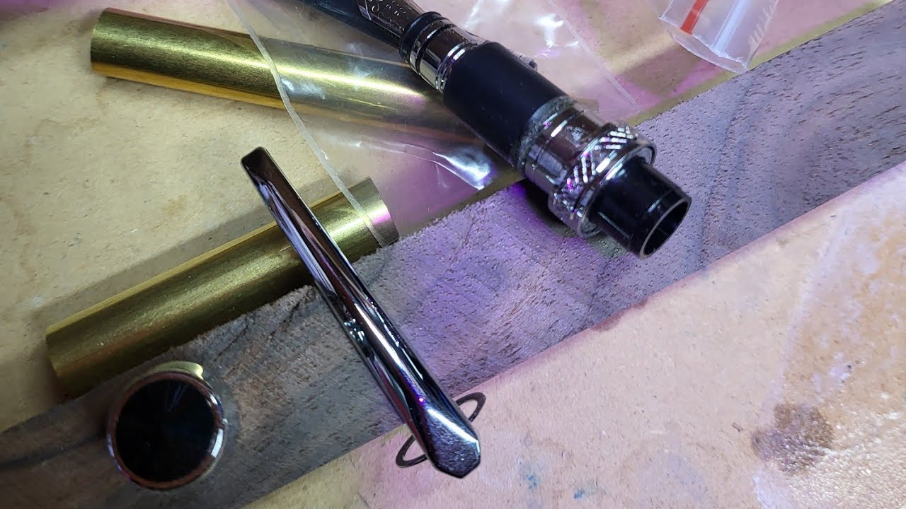 Black walnut Orion fountain pen