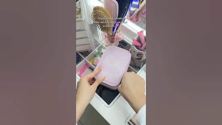 Organizing my mini makeup bag 💗 #asmr #organization #makeupbags #makeupproducts #mini #makeup