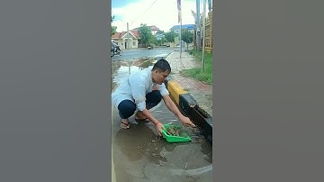 Remove Debris Clogged Drain #remove #unclog #drain #unclogging #shorts