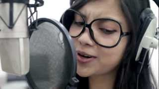 Diaz Kaslina - The Only Exception ( Paramore Cover )-MPEG-4 .mp4