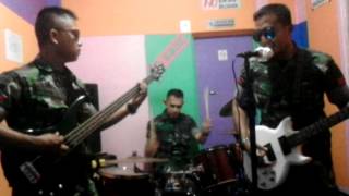 Jadilah legenda cover