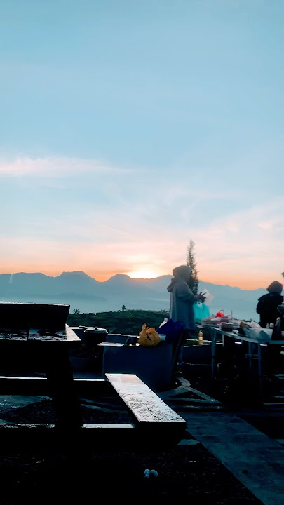 Sunrise “Taman Langit - Pengalengan #pengalengan #bandung #jawabarat #mountains #adventure #video