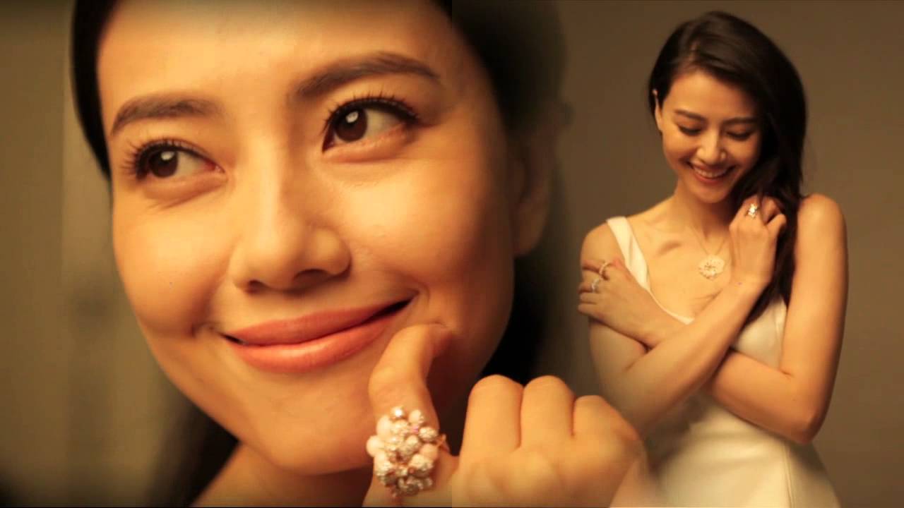 Watch Chloe Salaman video Watch Chloe Salaman video