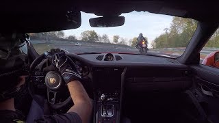 Silly motorbiker going off during easy 7:32&quot; BTG lap Porsche 991.2 GT3RS Nordschleife//.