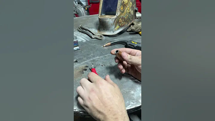 Cleaning a Mig welder nozzle 👨🏻‍🏭