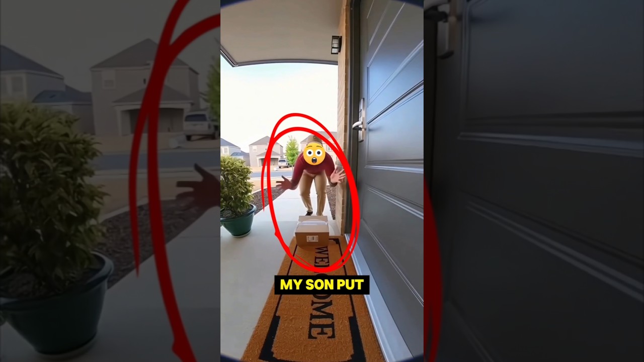 Prank on delivery guy with doorbell 