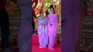 Isha Koppikar &amp; Tanisha Mukherjee At The 79th North Bombay Sarbojanin Durga Puja 2025 #bollywood