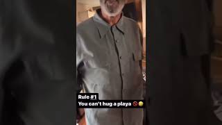 Rule You Can’t Hug A Playa Resimi