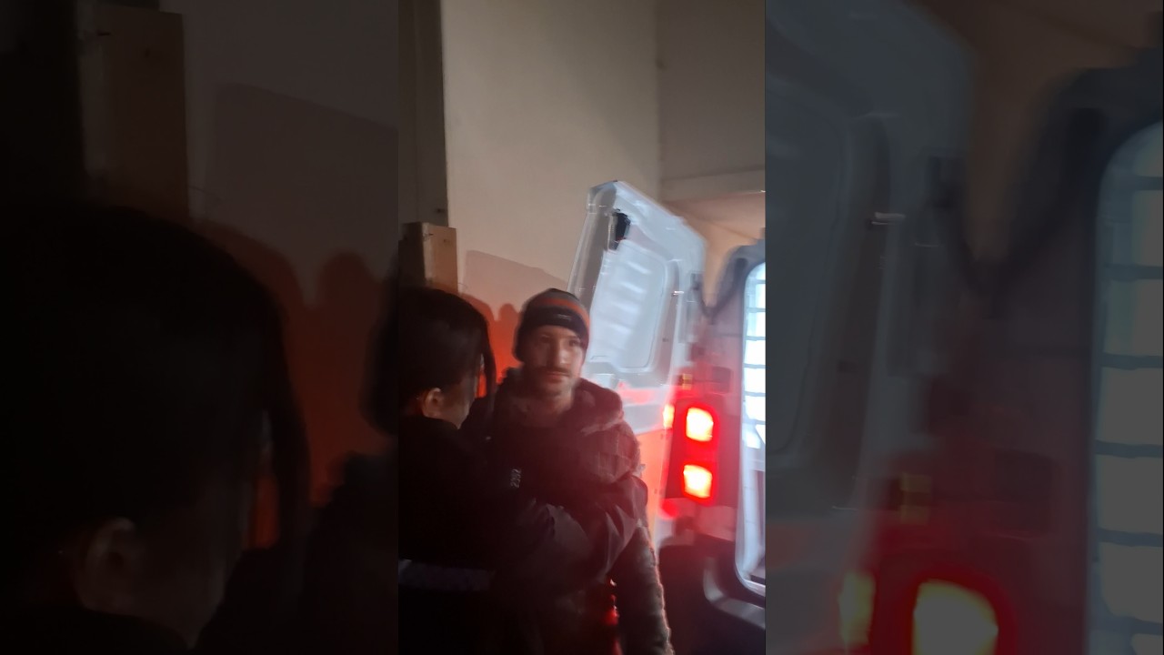 👉 «Жители Атерстона удалили PDF-файл из дома». 