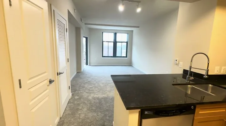 The Gramercy 826 | 1 Bed, 1 Bath | 729 sq. ft. | A3