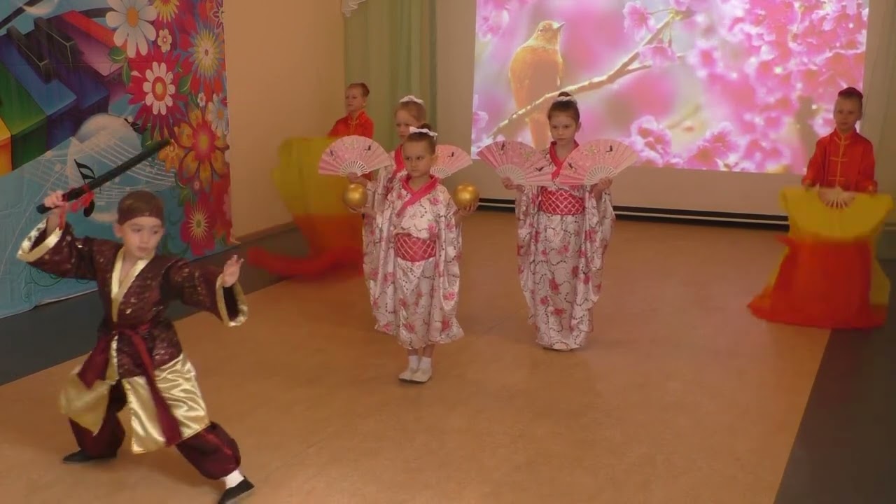 Японский танец