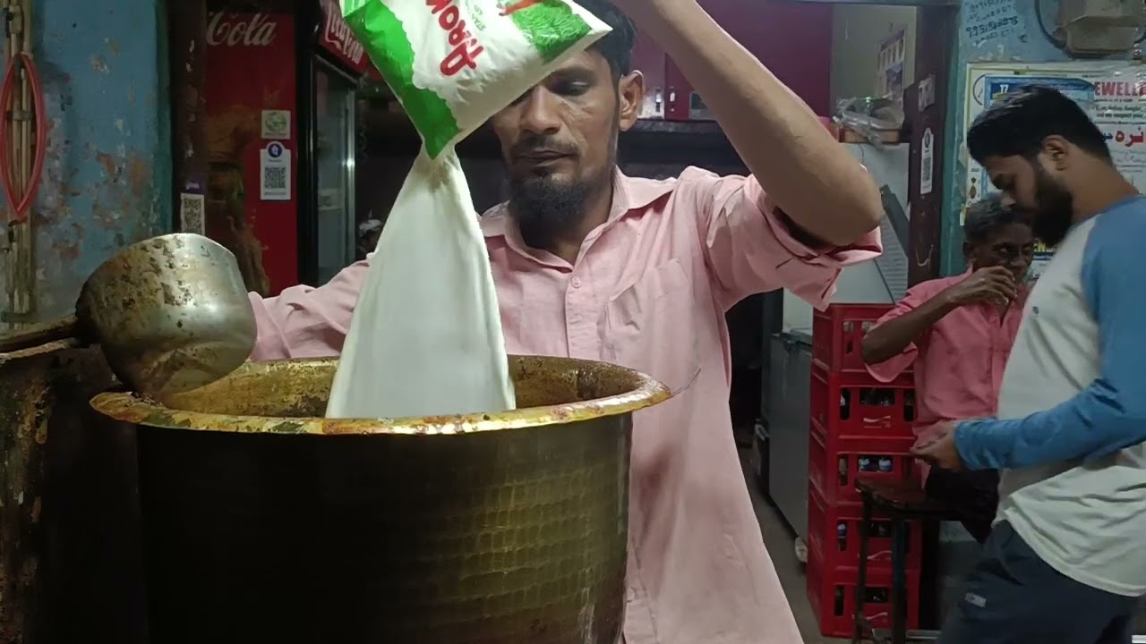 Moiz Chai Walaa’s 5-Liter Doodh Chai Challenge!
