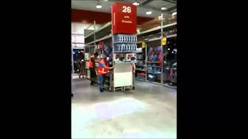 Fergus Racking - Moving Pallet Racking