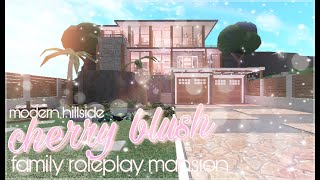 ⋆ ˚｡⋆୨୧˚Bloxburg: Modern Hillside Cherry Blush Family Roleplay Mansion˚୨୧⋆｡˚ ⋆