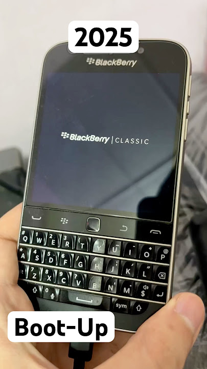 BlackBerry Classic Q20 Boot-Up in 2025! #blackberry