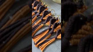 A simple macrame cotton cord + a little creativity = adorable heart keychain! 🧡🤎