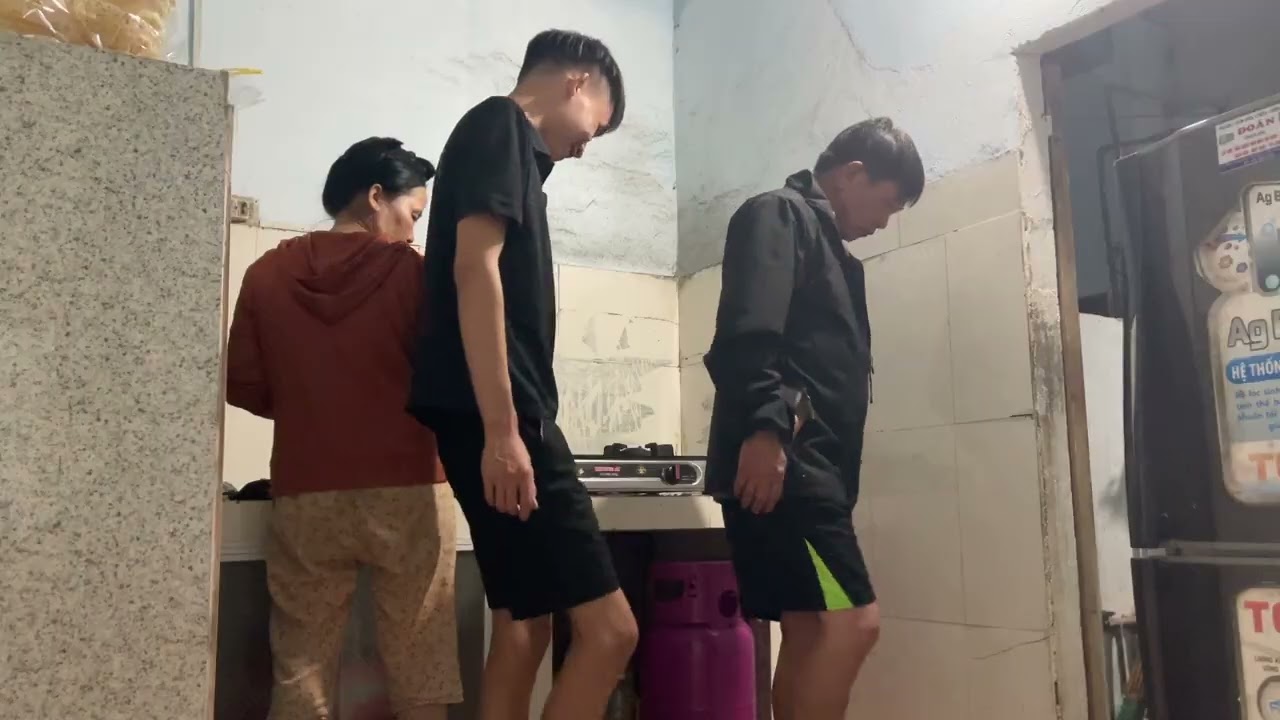 dọn lại căng bếp ở quê