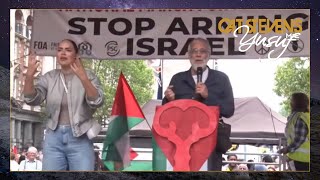 Yusuf / Cat Stevens speaks at the National March for Palestine in London on 18th May 2024 Resimi