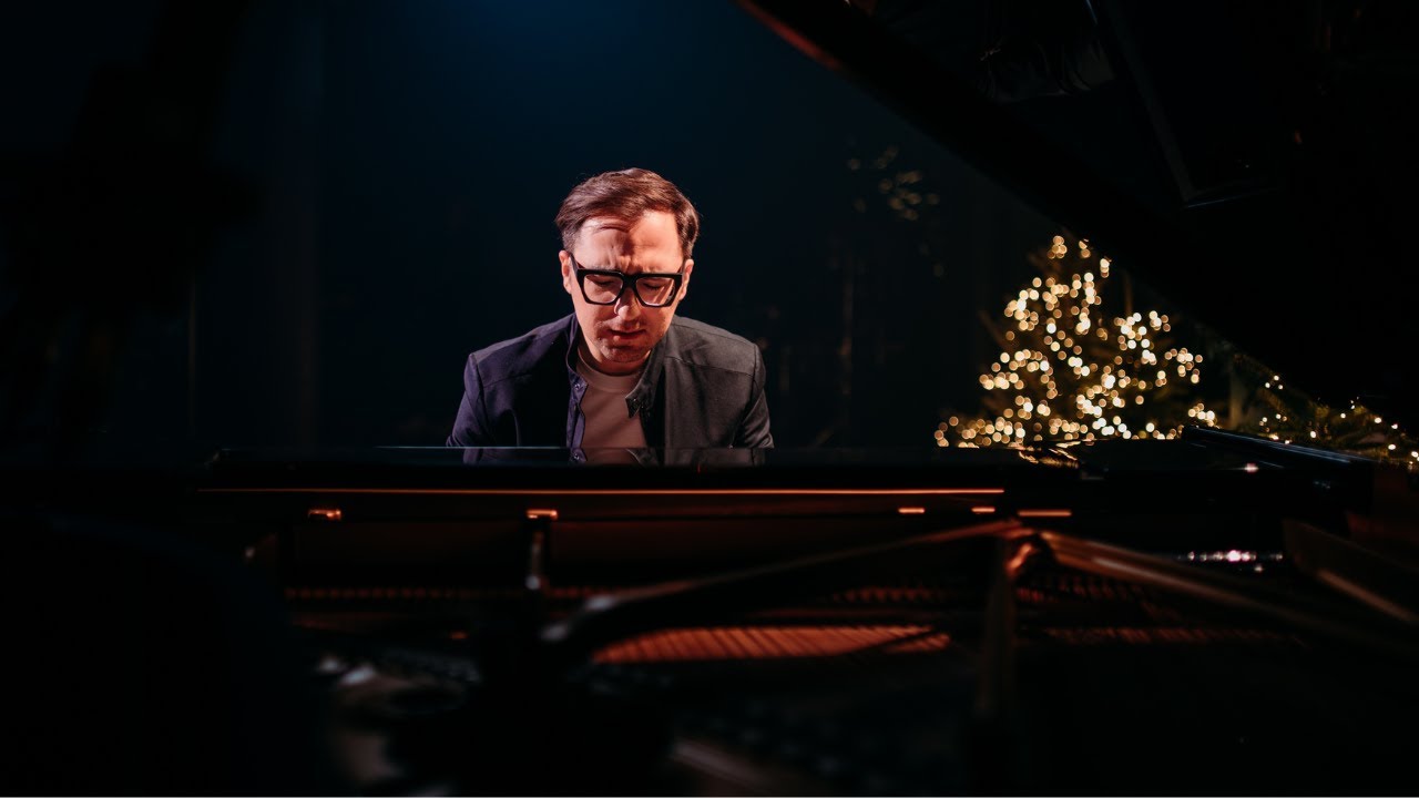 Aleksander Dębicz - TOCCATA [Christmas Warner Session]