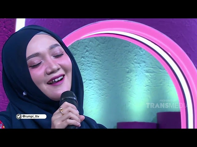 YA THOYBAH | SULIS CINTA RASUL DI ACARA RUMPI...!!! class=