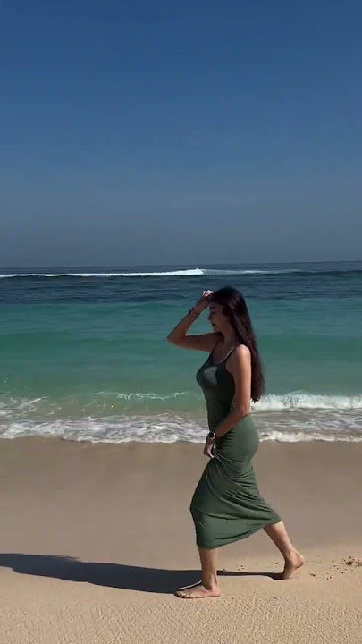 Aura Kasih di pantai #aurakasih