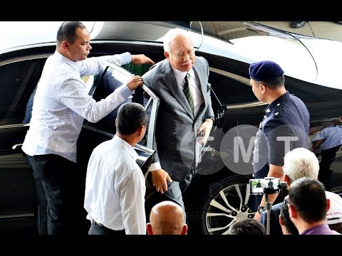 Najib tiba di