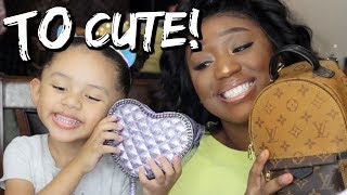 WHATS IN MY BAG | WITH MY 4 YEAR OLD